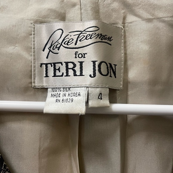 Rickie Freeman for Teri Jon Black and Cream Floral Blazer & Skirt - Picture 5 of 7